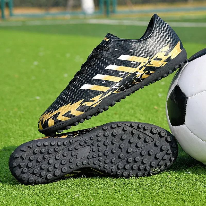 Low-Top Football Shoes Women and Children Sports Shoes for Students and Teenagers Leather Football Boots with TF Nails for Men