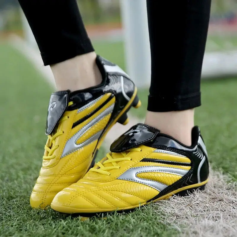Men Football Soccer Boots Athletic Children Soccer Shoes New Leather High Top Male Cleats Training Football Sneakers Sport