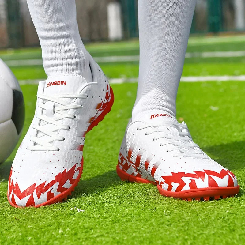 Low-Top Football Shoes Women and Children Sports Shoes for Students and Teenagers Leather Football Boots with TF Nails for Men