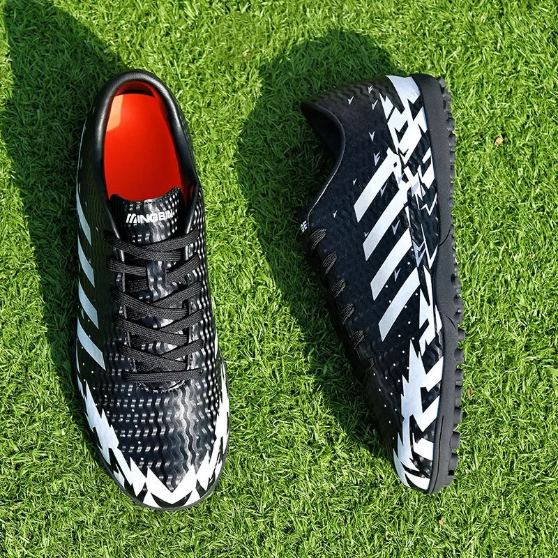 Low-Top Football Shoes Women and Children Sports Shoes for Students and Teenagers Leather Football Boots with TF Nails for Men